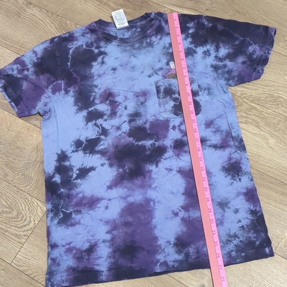 RipNDip Psychedelic Nermal Pocket Tee Adult M Blue Purple Lightning Tie Dye - Picture 9 of 9